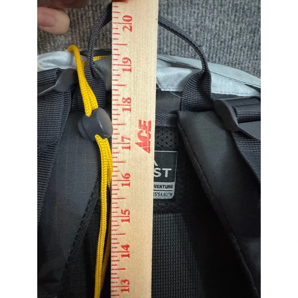 Quest Expedition 45L Pack Hiking Backpack Grey Black Yellow Outdoor Daypack - Picture 6 of 10